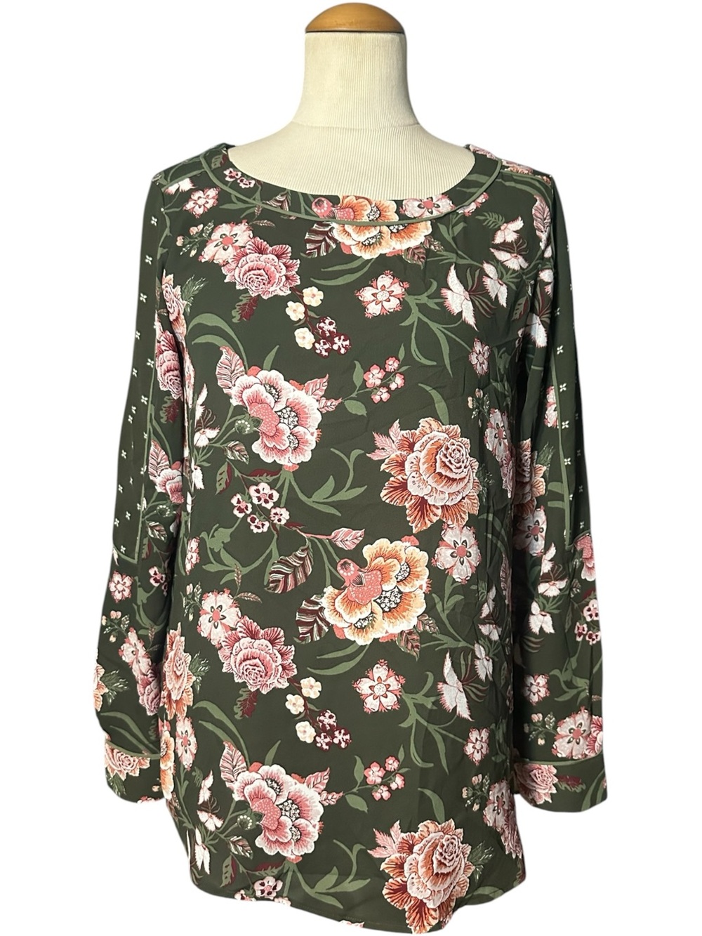 Loft Floral Long Sleeve Scoop Neck Top NWT Green Size XS